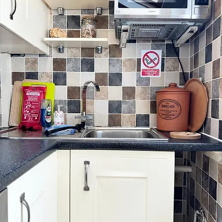 Market Town - 1 Bed, Pets Welcome *